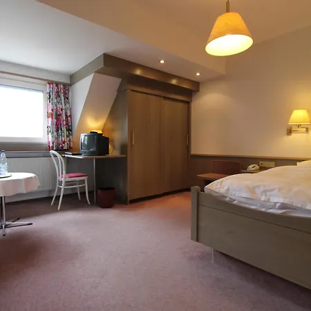 酒店 盖斯特豪斯特斯特尔酒店 3*